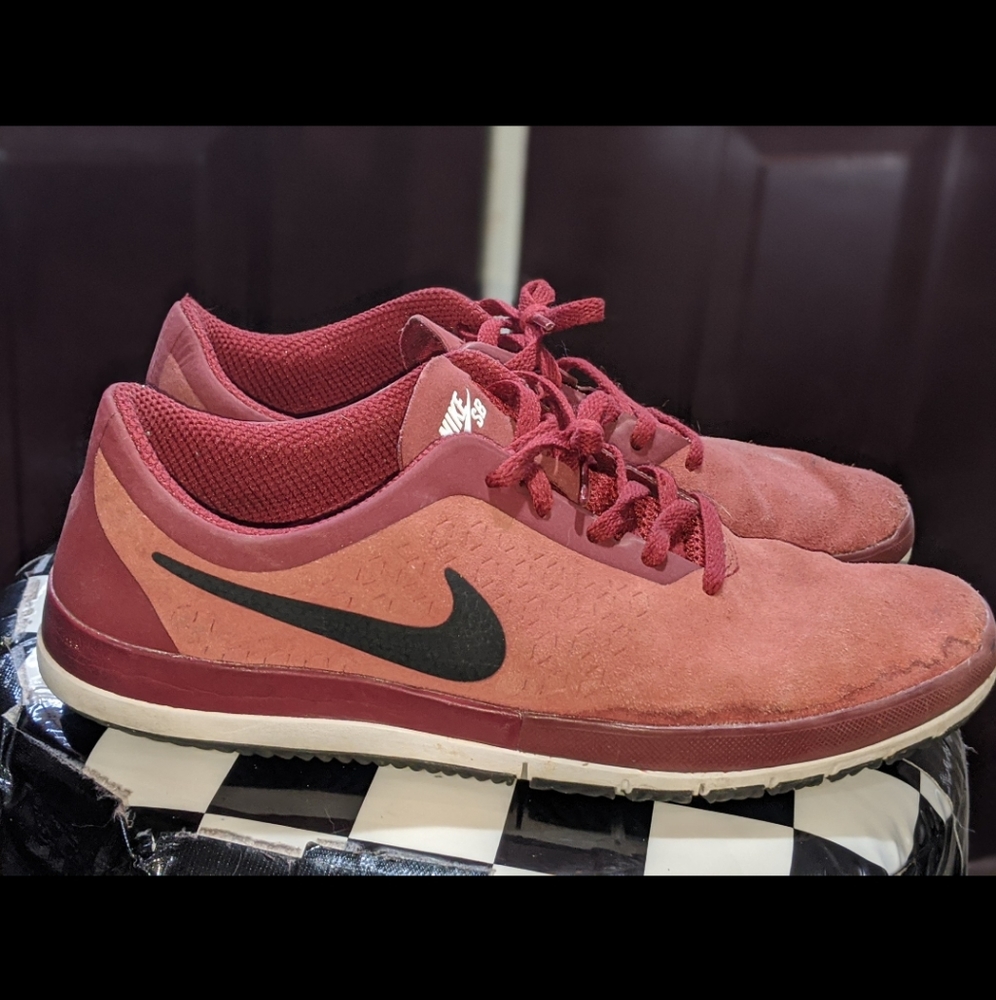 Nike SB